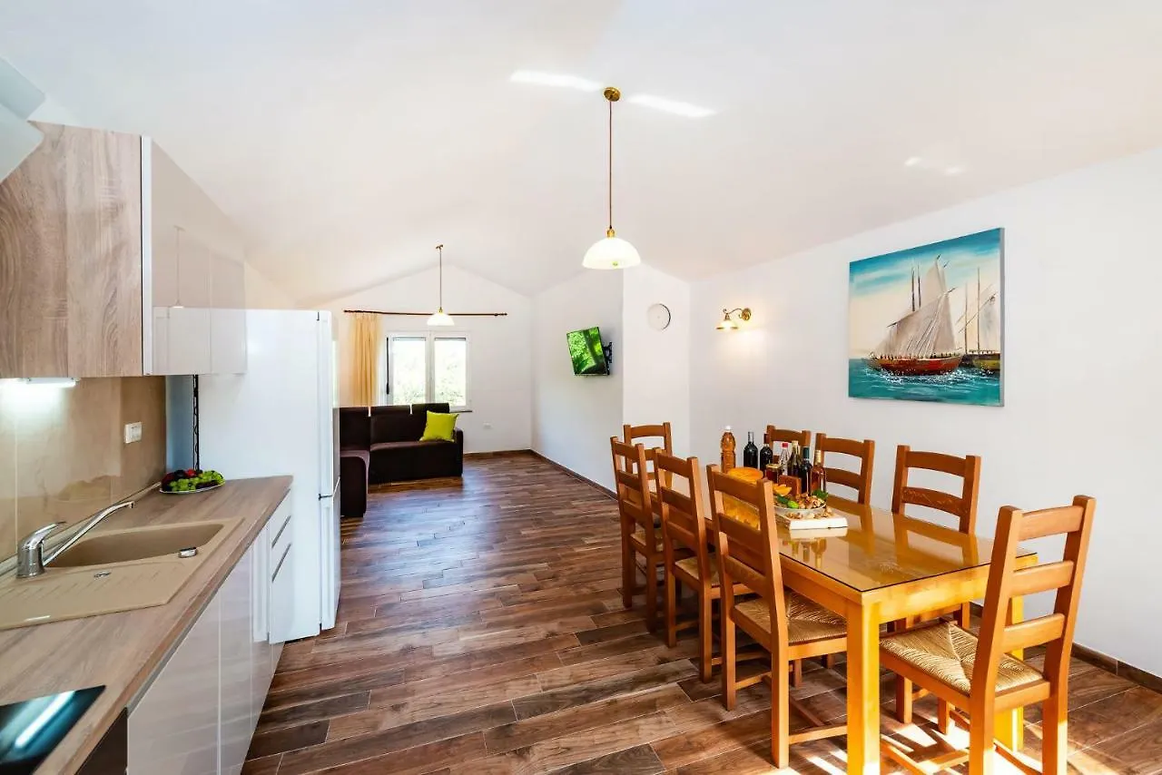 Apartment Adam Starigrad Paklenica