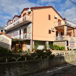 3* Guest house Mira